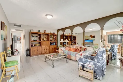 51 Ventnor C Deerfield Beach FL 33442
