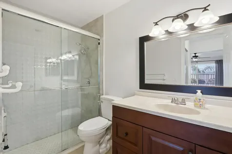 4330 Lucerne Villas Lane Lake Worth FL 33467