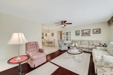 7206 W Oakridge Circle Lake Worth FL 33462