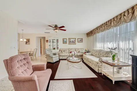 7206 W Oakridge Circle Lake Worth FL 33462