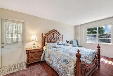 7206 W Oakridge Circle Lake Worth FL 33462