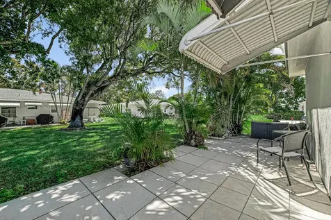 7206 W Oakridge Circle Lake Worth FL 33462