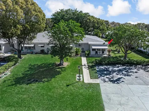 7206 W Oakridge Circle Lake Worth FL 33462