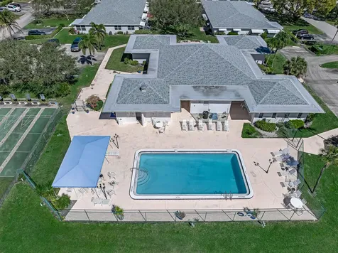 7206 W Oakridge Circle Lake Worth FL 33462
