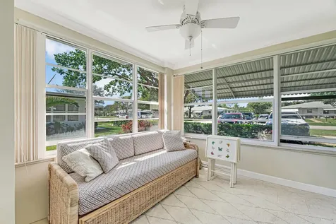 7206 W Oakridge Circle Lake Worth FL 33462