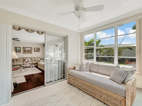7206 W Oakridge Circle Lake Worth FL 33462