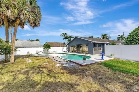 7187 Thompson Road Boynton Beach FL 33426
