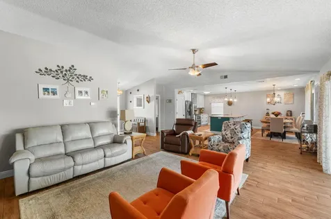 2621 Se Delong Road Port Saint Lucie FL 34952