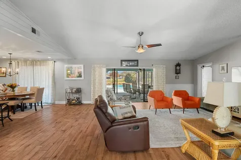 2621 Se Delong Road Port Saint Lucie FL 34952