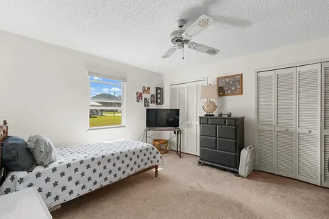 2621 Se Delong Road Port Saint Lucie FL 34952