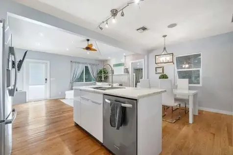 11 SW 4th Street Delray Beach FL 33444