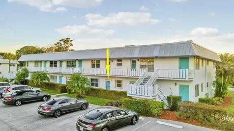 2929 Se Ocean Boulevard Stuart FL 34996