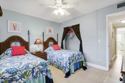 2929 Se Ocean Boulevard Stuart FL 34996