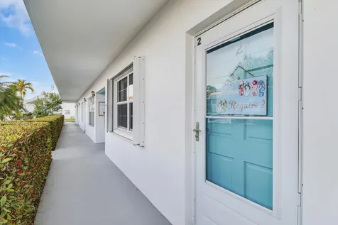 2929 Se Ocean Boulevard Stuart FL 34996