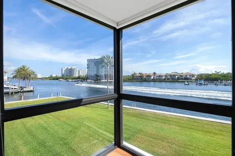 899 Jeffery Street Boca Raton FL 33487