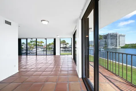 899 Jeffery Street Boca Raton FL 33487