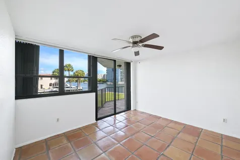 899 Jeffery Street Boca Raton FL 33487