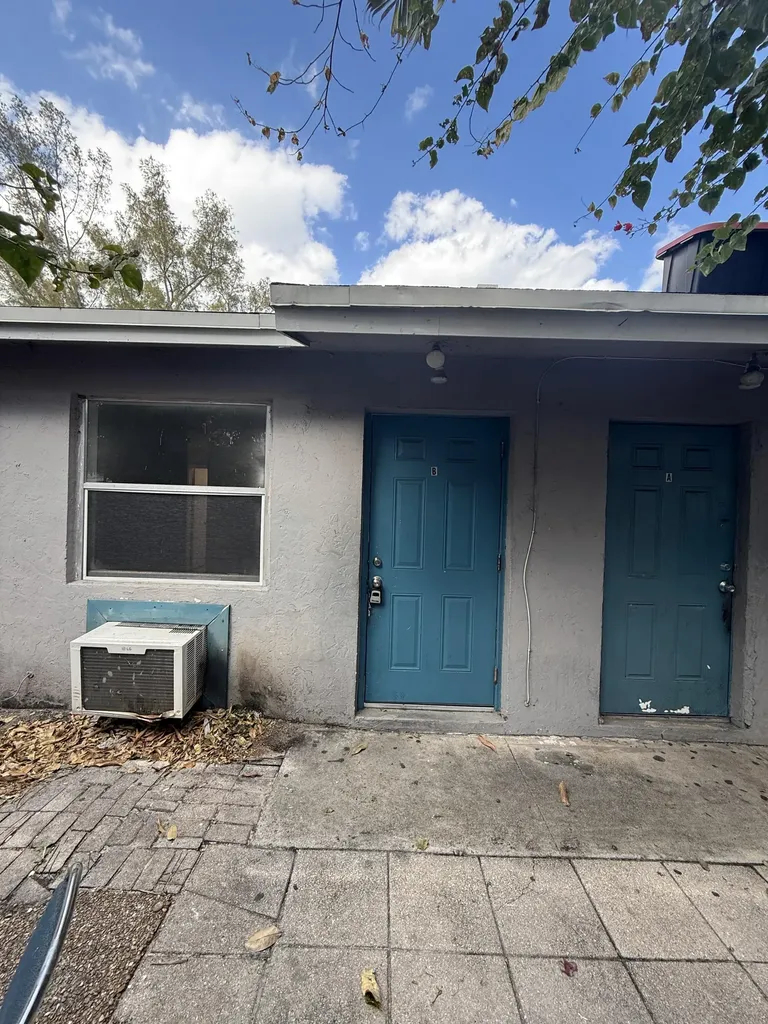 3601 Pinewood Avenue West Palm Beach FL 33407