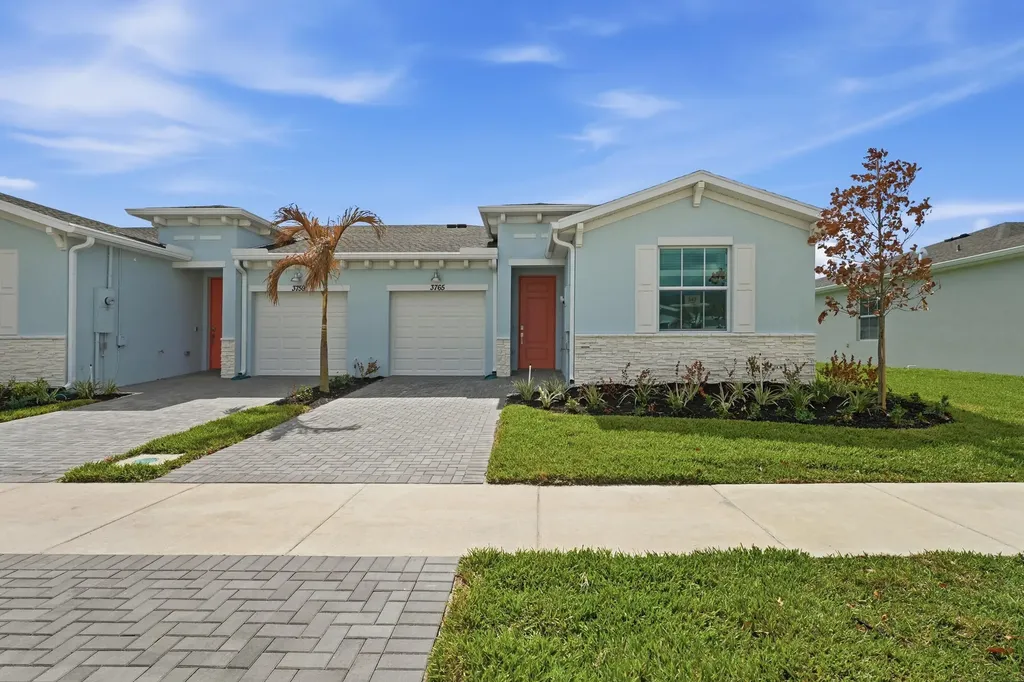 3765 Harborside Avenue Fort Pierce FL 34946