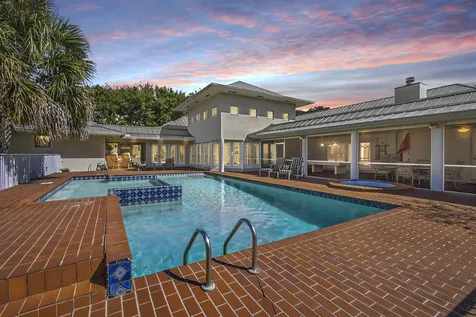 5564 Whirlaway Road Palm Beach Gardens FL 33418