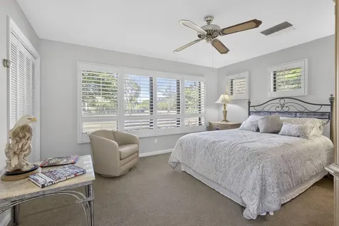 5564 Whirlaway Road Palm Beach Gardens FL 33418