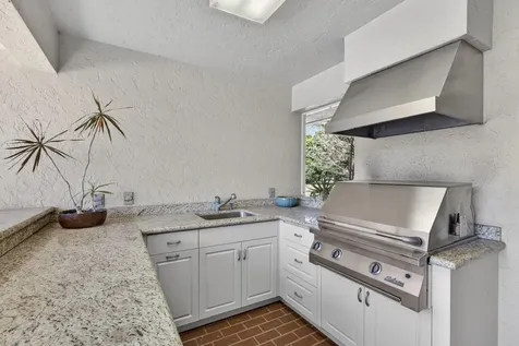 5564 Whirlaway Road Palm Beach Gardens FL 33418