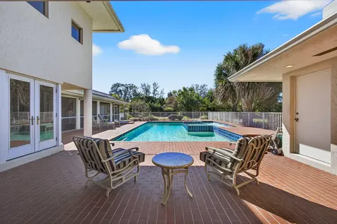 5564 Whirlaway Road Palm Beach Gardens FL 33418