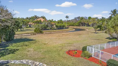 5564 Whirlaway Road Palm Beach Gardens FL 33418