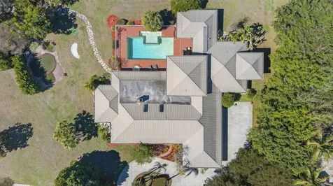 5564 Whirlaway Road Palm Beach Gardens FL 33418