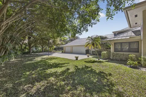 5564 Whirlaway Road Palm Beach Gardens FL 33418