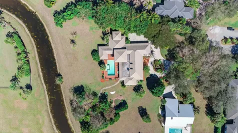 5564 Whirlaway Road Palm Beach Gardens FL 33418