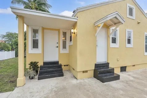 608 El Vedado West Palm Beach FL 33405