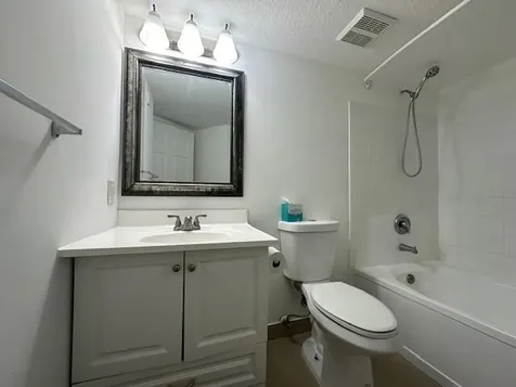 401 Villa Circle Boynton Beach FL 33435