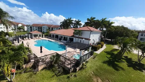 401 Villa Circle Boynton Beach FL 33435