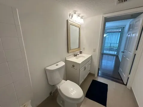 401 Villa Circle Boynton Beach FL 33435