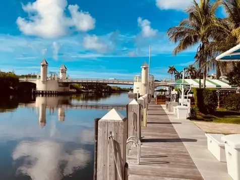 401 Villa Circle Boynton Beach FL 33435