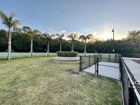 401 Villa Circle Boynton Beach FL 33435