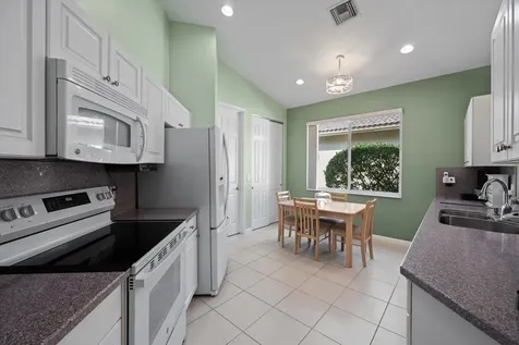9078 Bay Point Circle West Palm Beach FL 33411