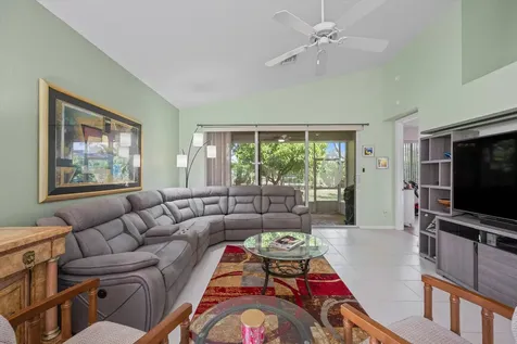 9078 Bay Point Circle West Palm Beach FL 33411