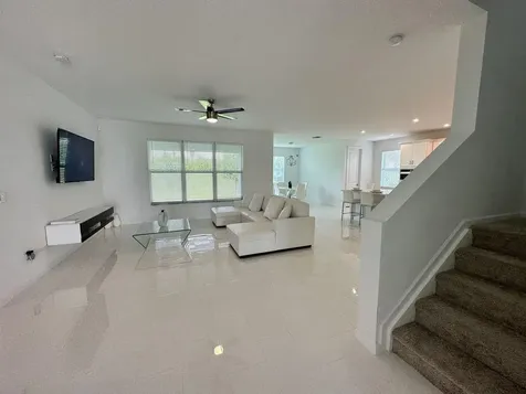 10710 SW Hensley Street Port Saint Lucie FL 34987