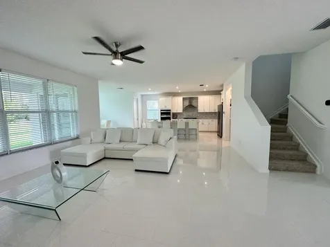 10710 SW Hensley Street Port Saint Lucie FL 34987