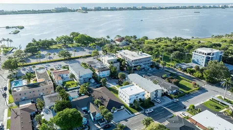 114 S Lakeside Drive Lake Worth Beach FL 33460