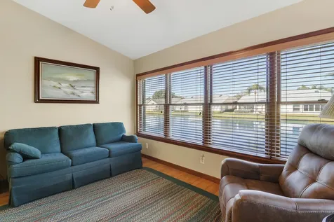 4272 Se Brittney Circle Port Saint Lucie FL 34952