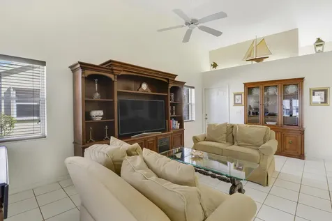4272 Se Brittney Circle Port Saint Lucie FL 34952