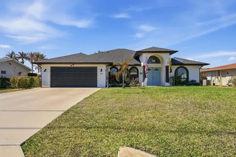 210 Ramie Lane Port Saint Lucie FL 34952