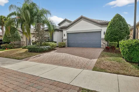 540 Se Monet Drive Port Saint Lucie FL 34984