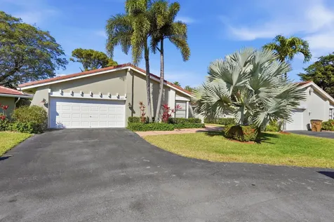 2842 Kelly Brooke Lane Deerfield Beach FL 33442