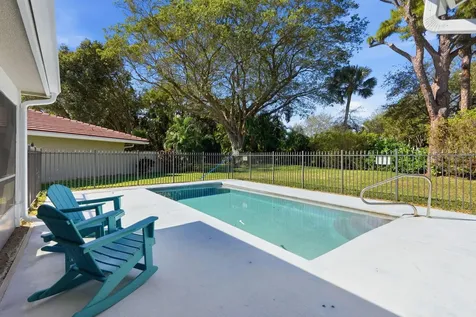 2842 Kelly Brooke Lane Deerfield Beach FL 33442