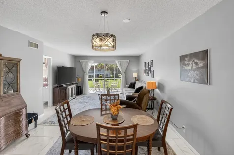 33 Abbey Lane Delray Beach FL 33446