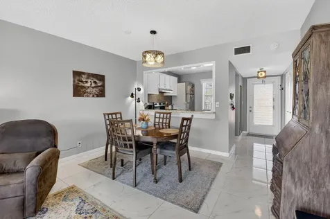 33 Abbey Lane Delray Beach FL 33446
